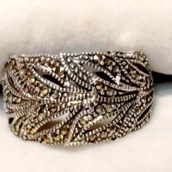 Silver Onyx Ring (~Size 5) - Picture 1 of 1